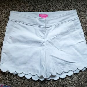 White scalloped edge shorts